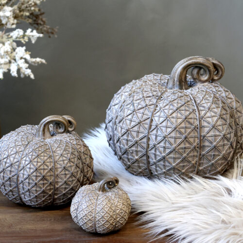 Kürbis mit Gold aus Polyresin, Höhe 12 cm