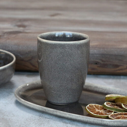 Tasse "Calais", Steingut, Höhe 10 cm