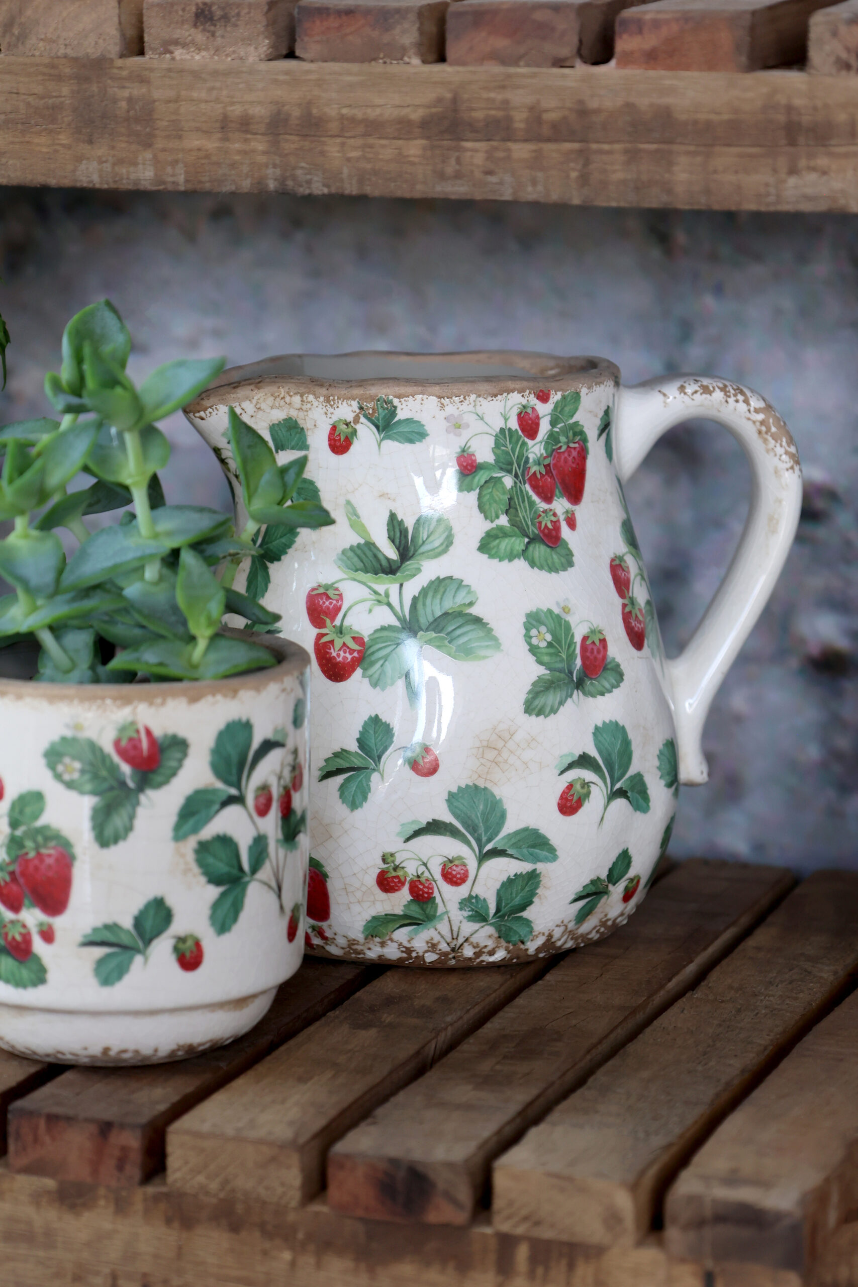 Vase/Kanne "Fraises", Höhe 15 cm – Bild 2