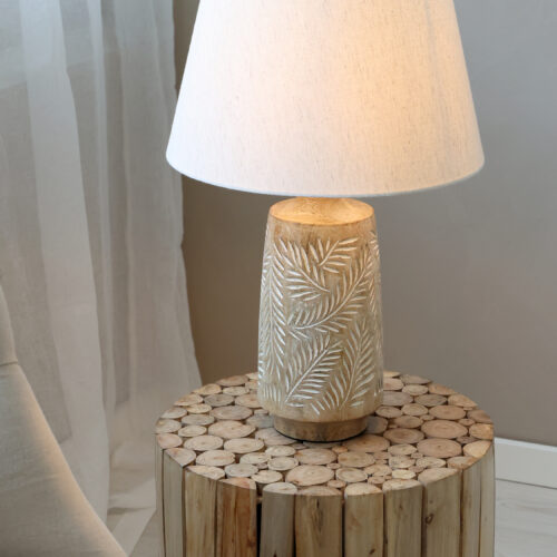 Tischlampe mit Holzfuss & Leinenschirm